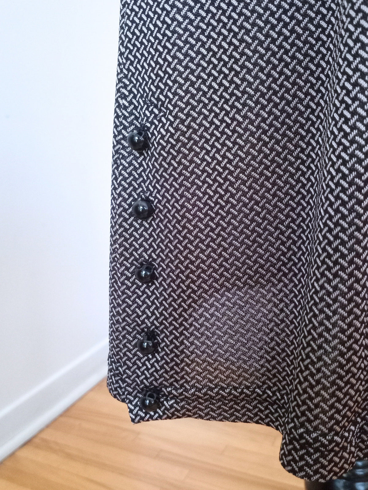 Robe vintage Eve Gravel taupe et noire en maille jacquard (M)