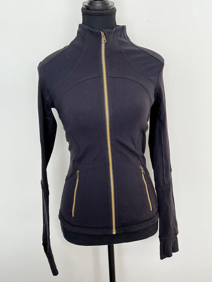 Veste Lululemon - Vue avant sur fond blanc