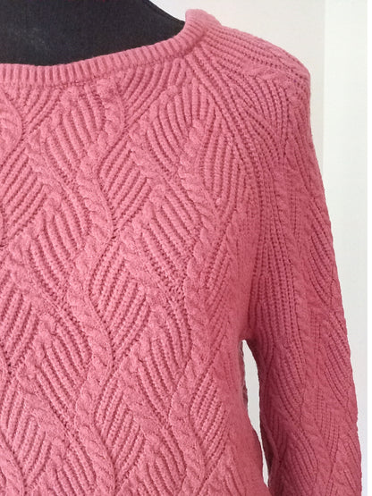 Chandail rose en maille texturée (P)