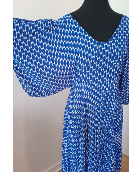 Robe fluide imprimée bleue (P)