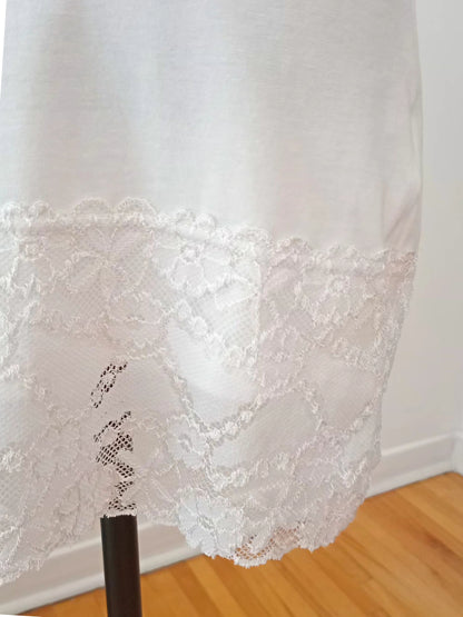Camisole-tunique blanche avec dentelle (M)