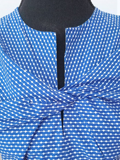 Haut bleu et blanc en coton à encolure drапée (4)