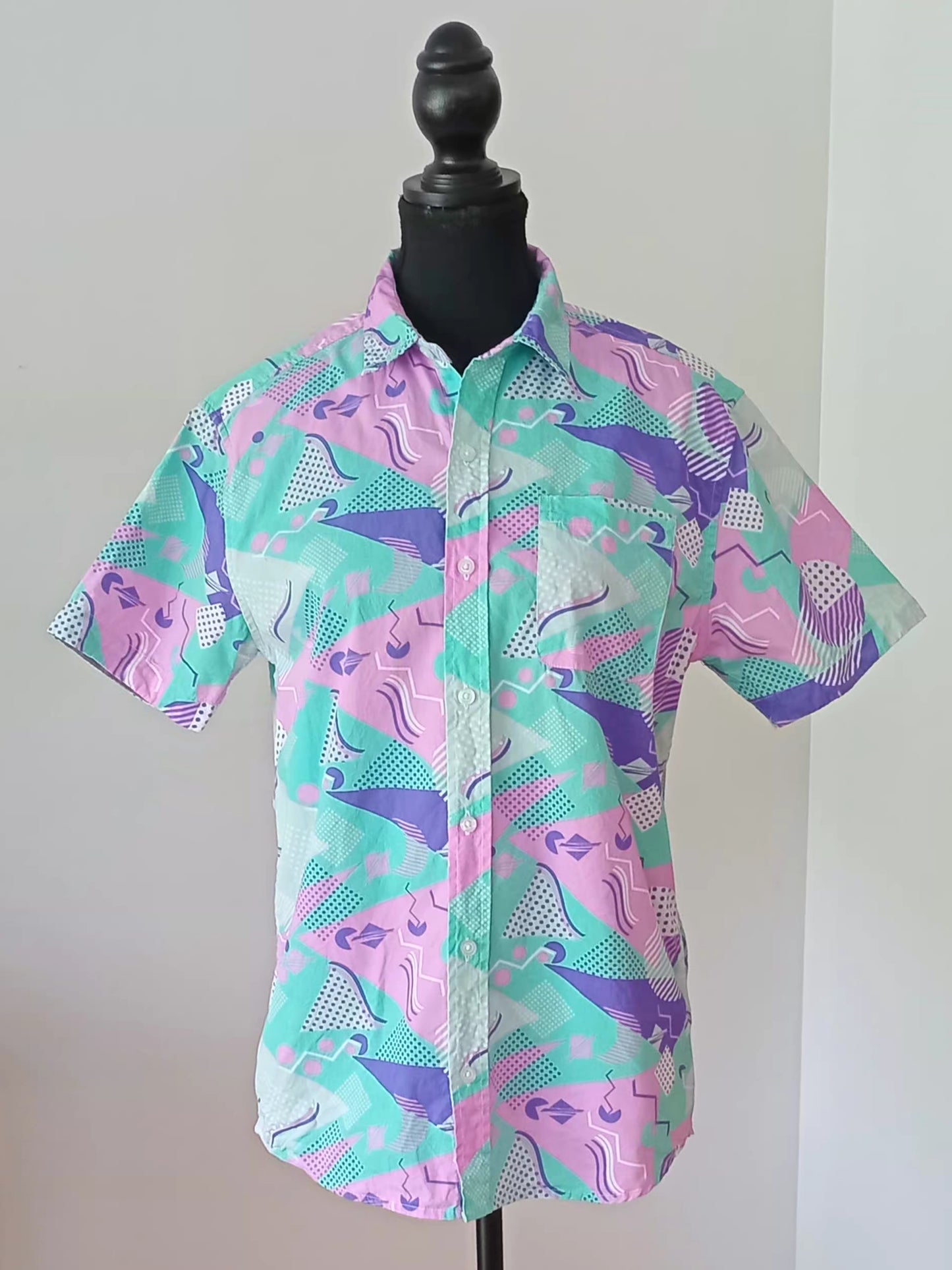 Chemise vintage à imprimé géométrique pastel (P)