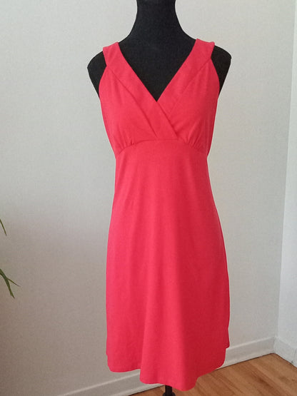 Petite robe rouge cache-cœur (M)