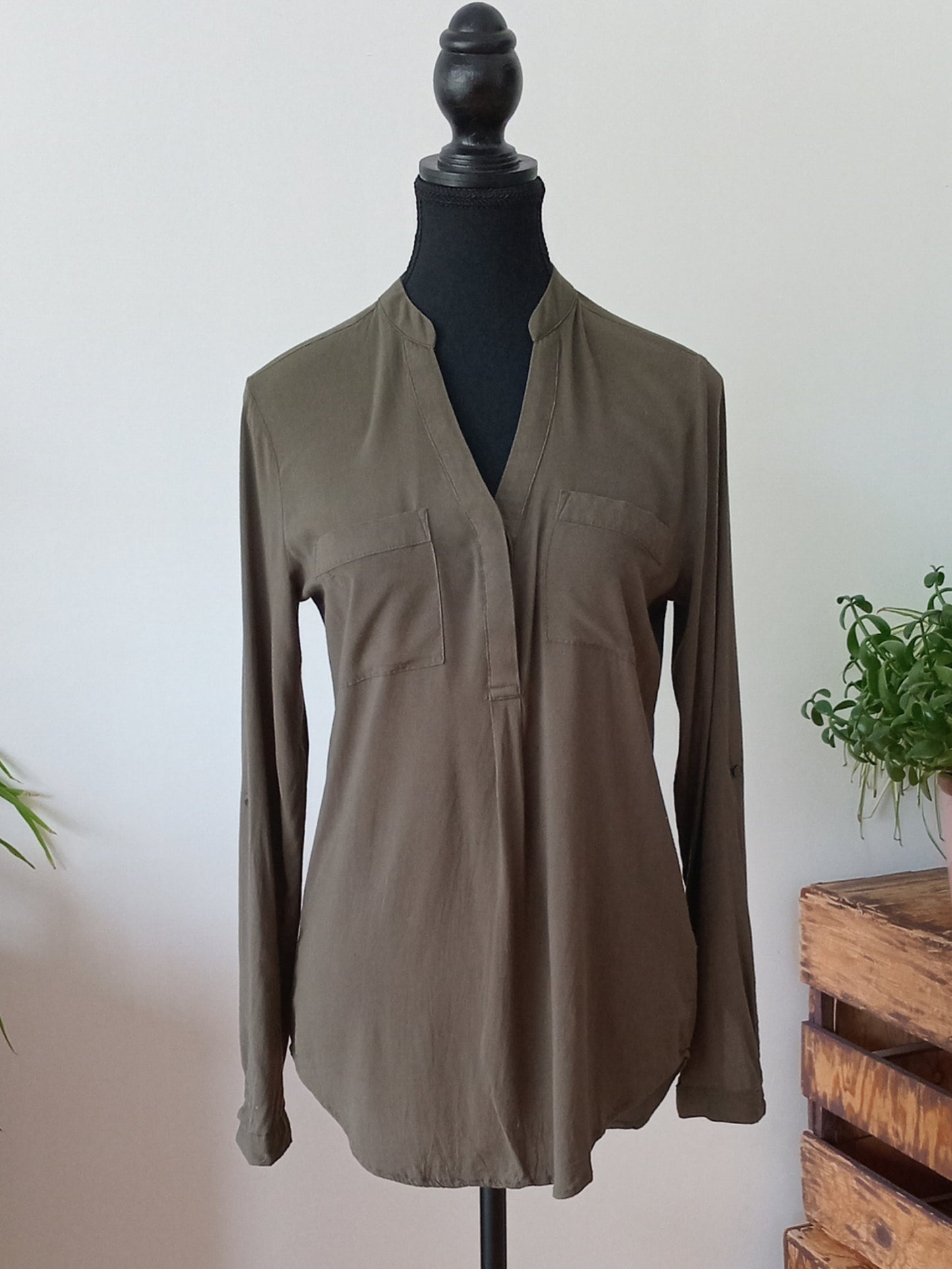 Blouse fluide kaki style utilitaire chic (TP)