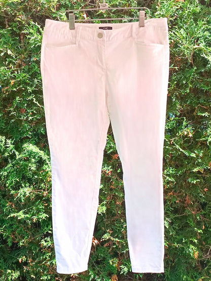 Pantalon blanc coupe droite (8)