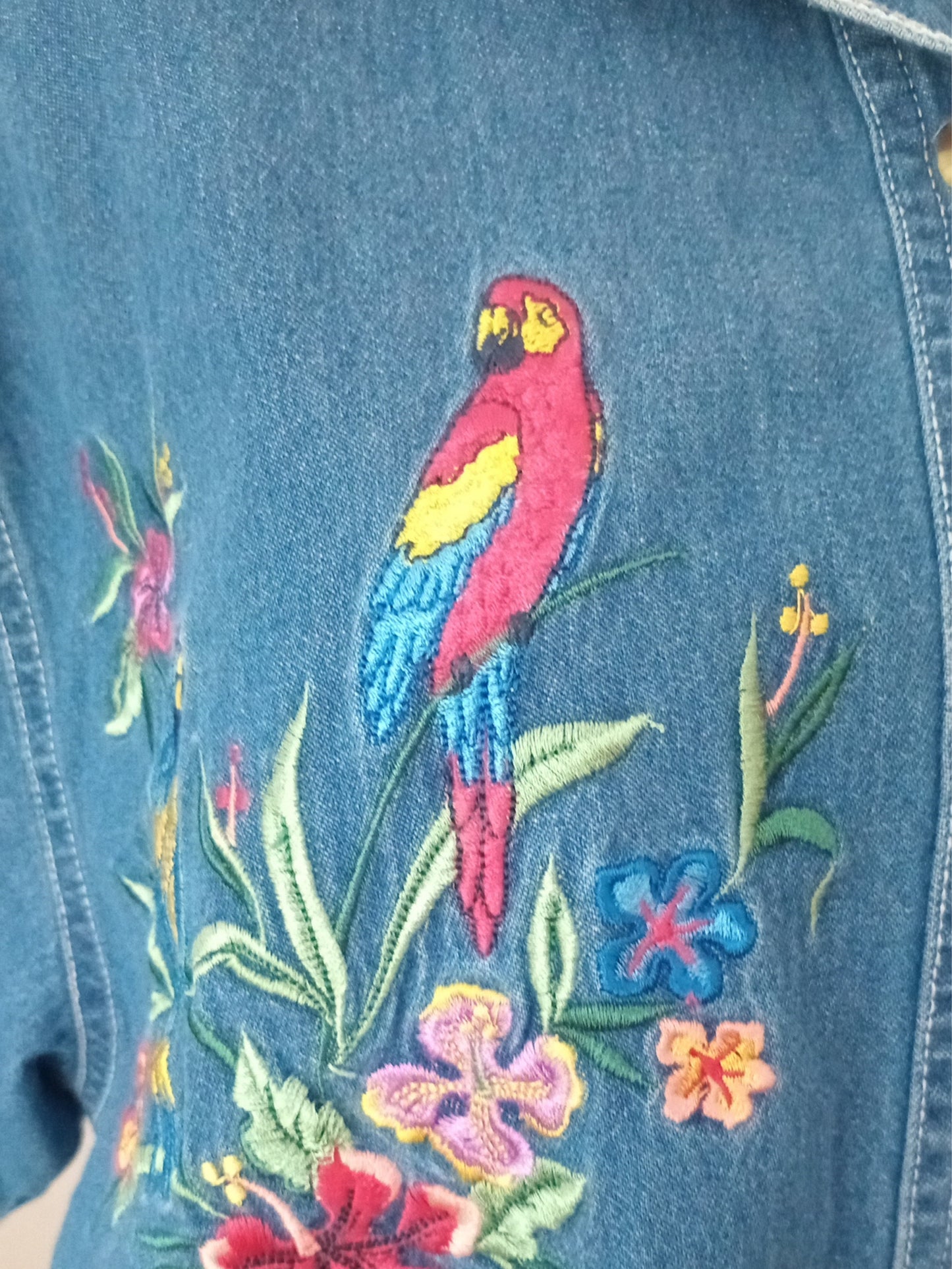 Chemise vintage avec des perroquets brodés (G)