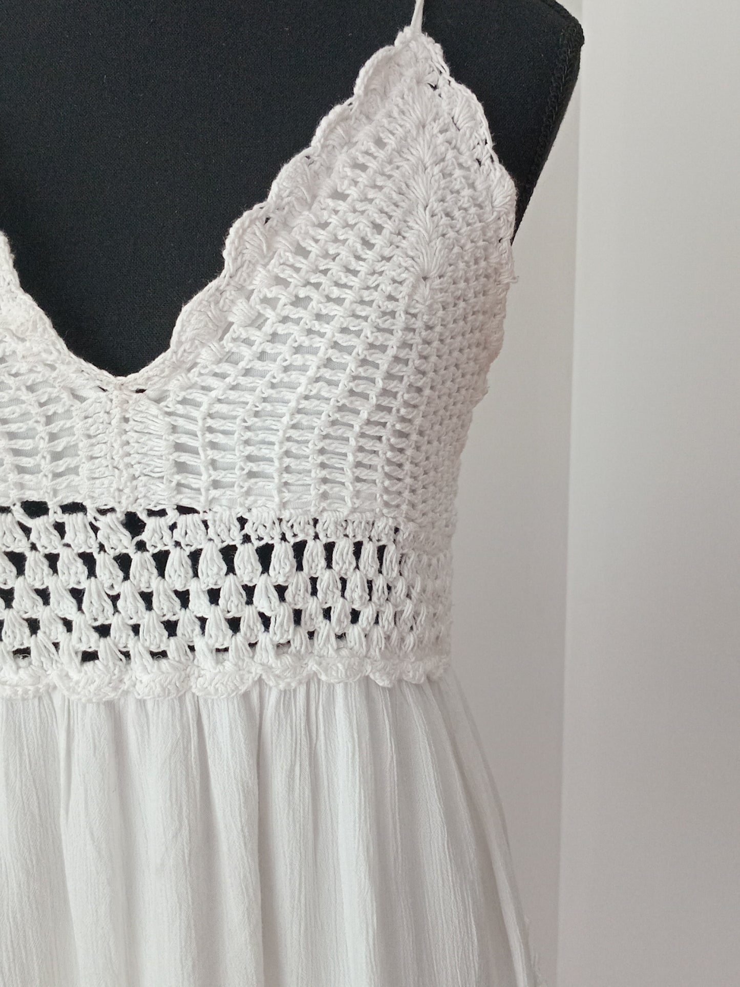 Robe blanche bohème à crochet (L)