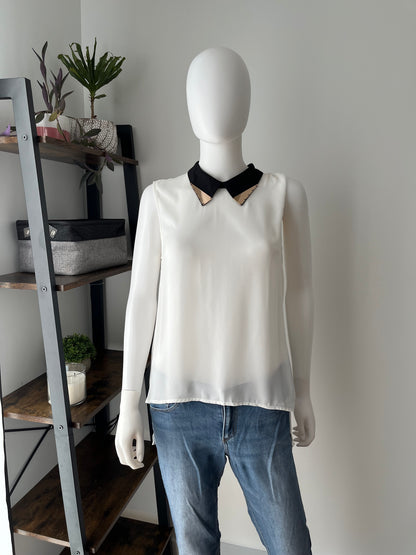 Blouse Vero Moda - Vue avant sur mannequin sur fond blanc