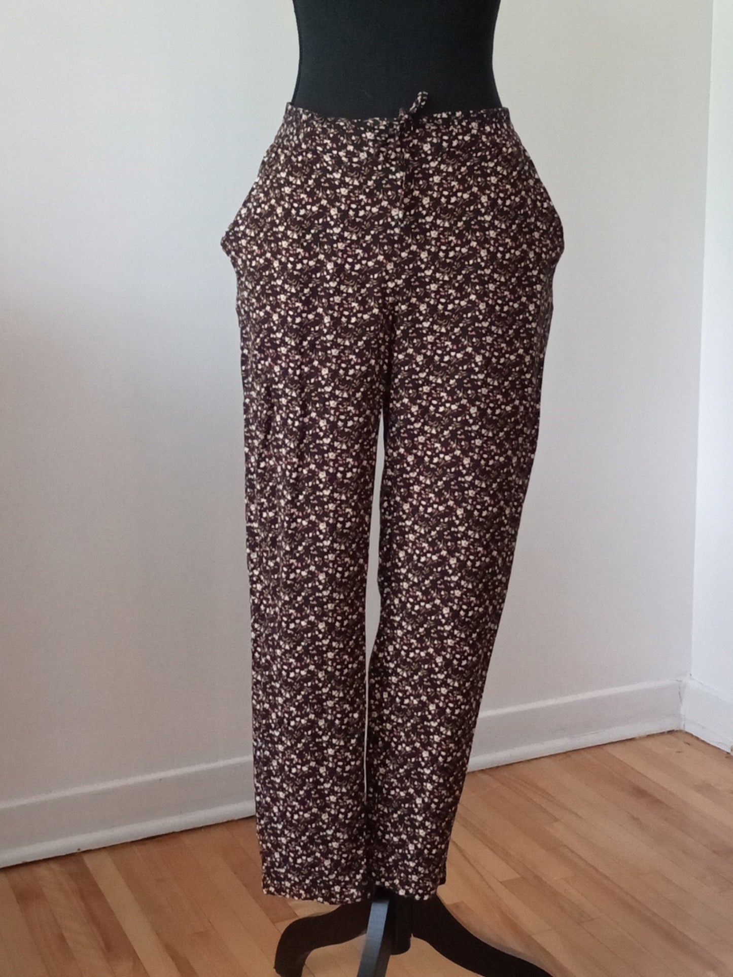 Pantalon fleuri léger (P)
