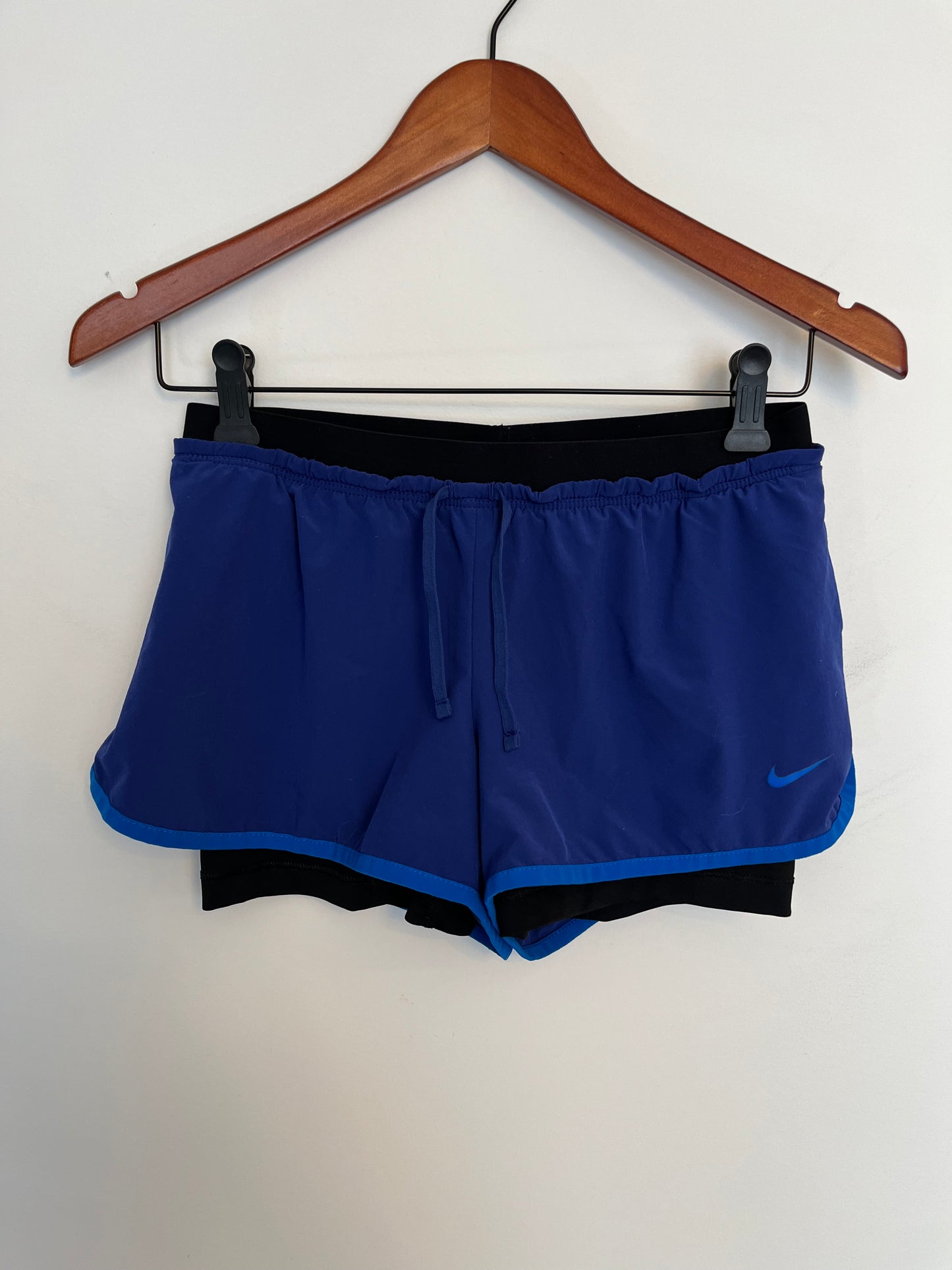Short Nike - Vue avant sur fond blanc
