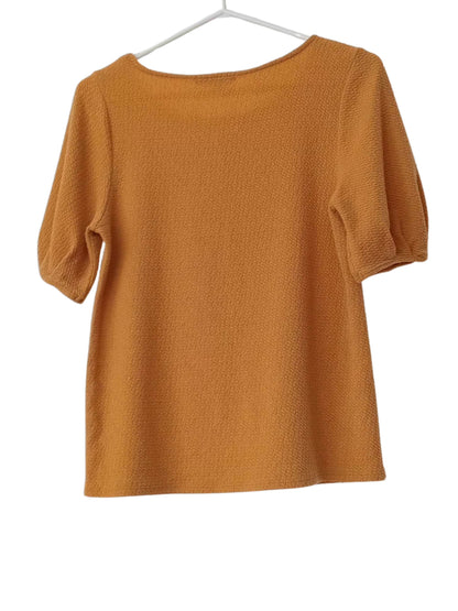 Chandail doux jaune moutarde