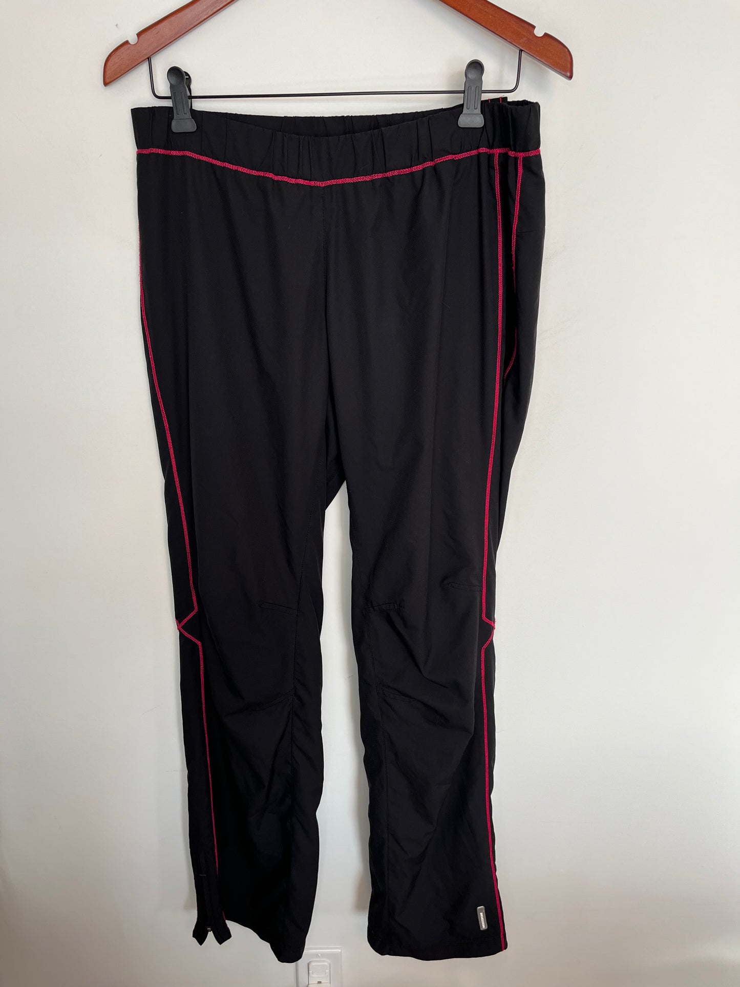 Pantalon Mexx - Vue avant sur fond blanc