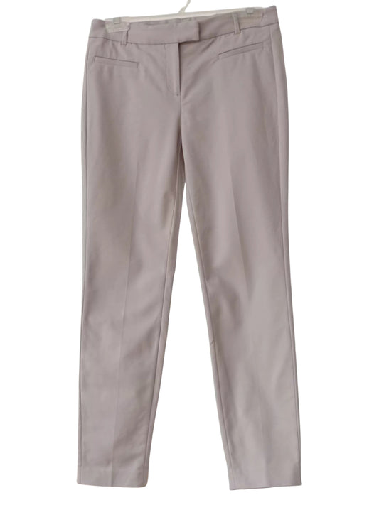 Pantalon gris pâle ajusté