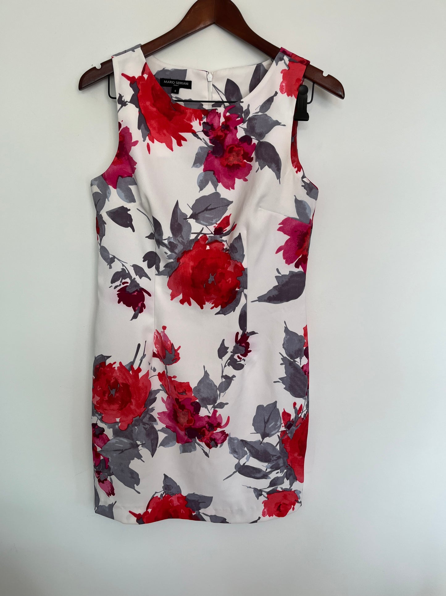 Robe midi toute en fleurs