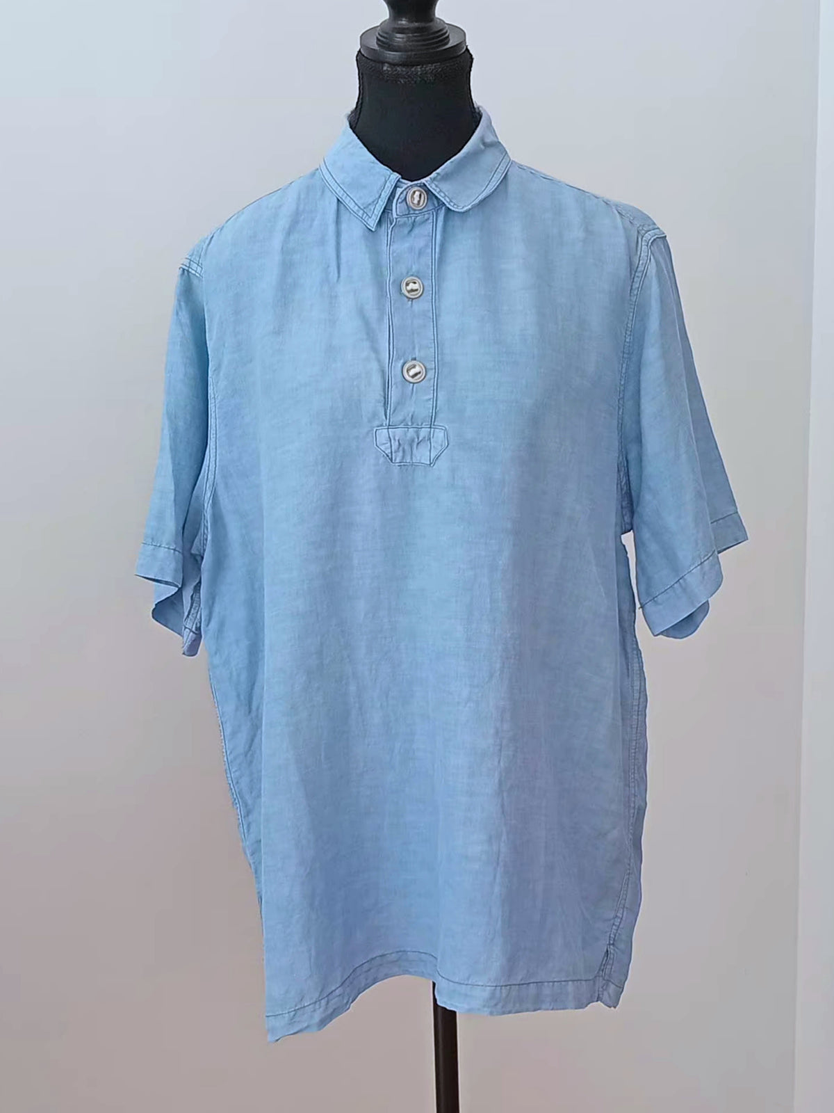 Chemise-polo bleu pâle (TG)