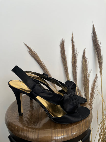 Talons hauts Enzo Angiolini - Vue de droite sur fond blanc
