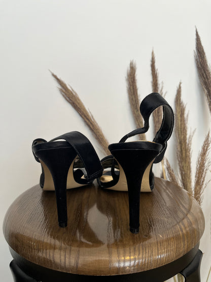 Talons hauts Enzo Angiolini - Vue arrière sur fond blanc