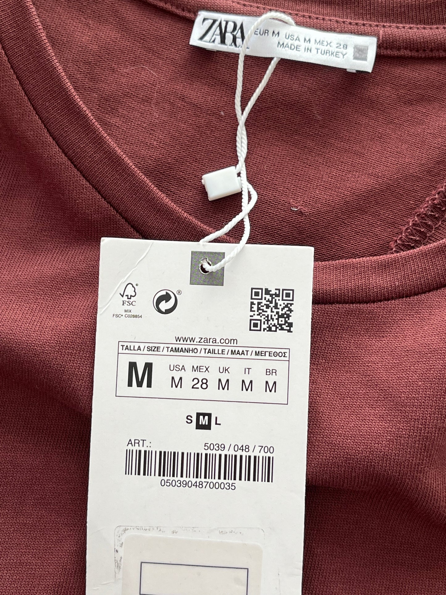 Robe Zara - Vue sur l'étiquette de taille