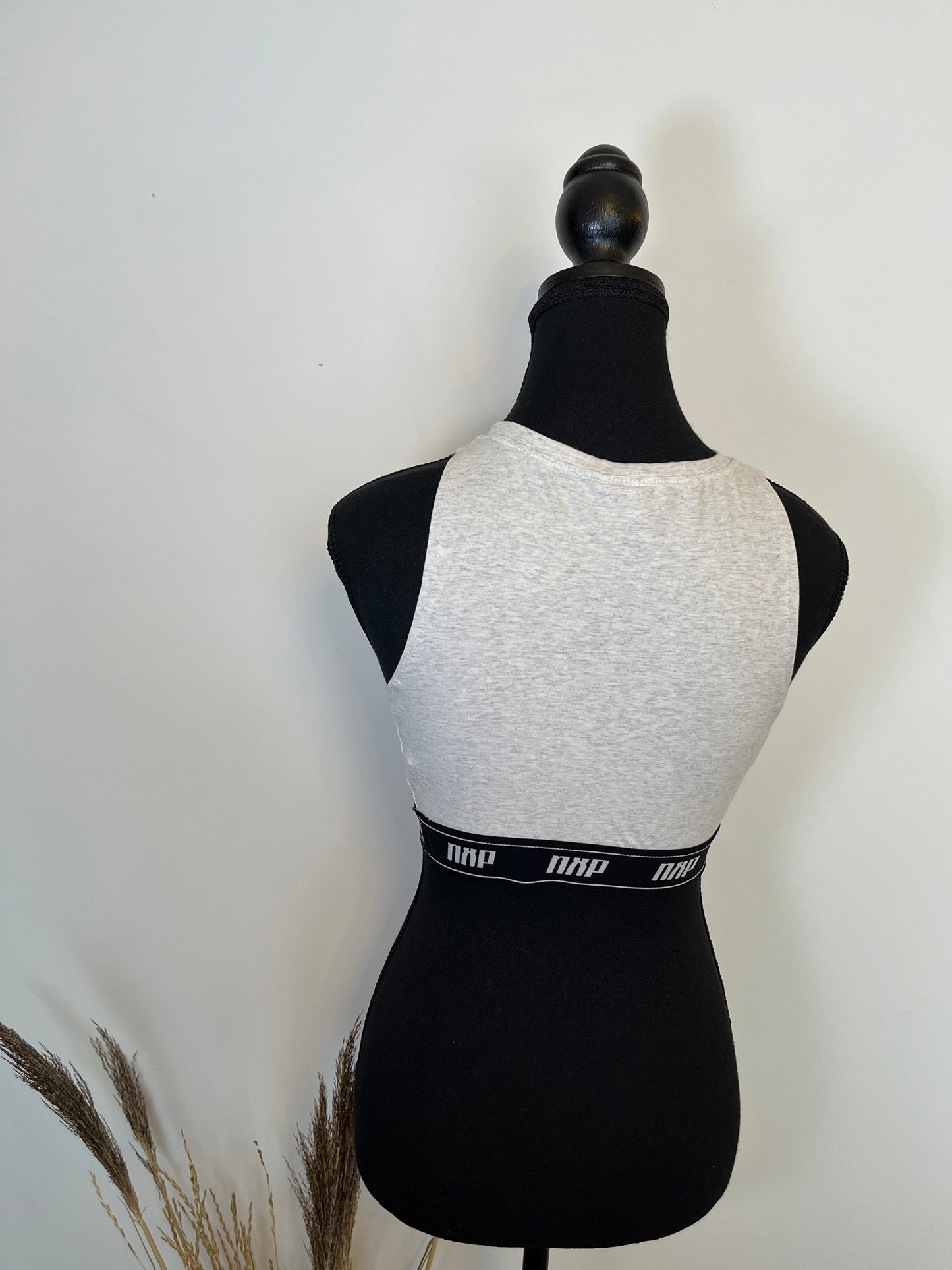 Soutien-gorge NXP - Vue arrière sur fond blanc