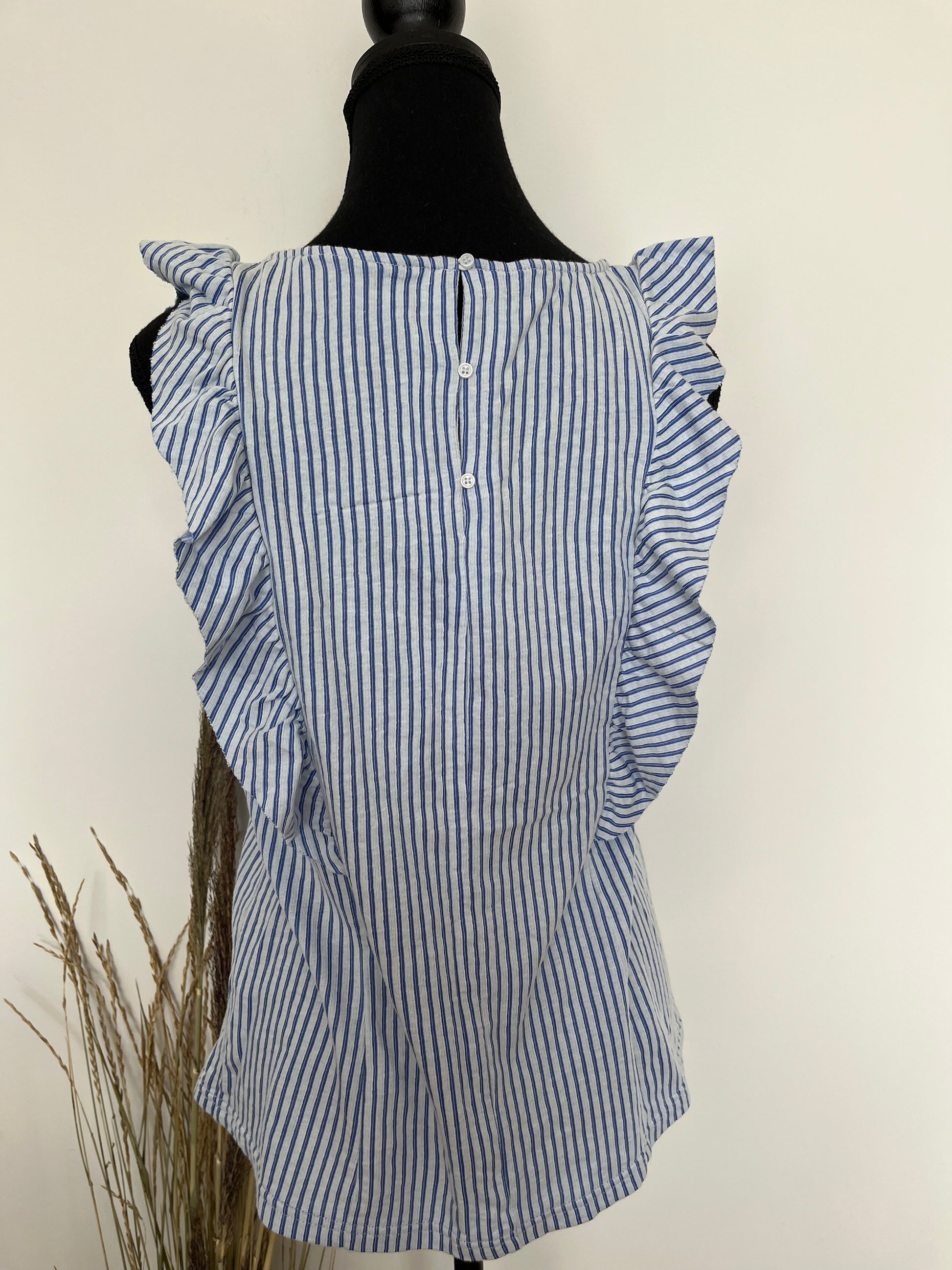 Haut Vero Moda, seconde main, disponible en ligne sur Nouvelle Avenue Friperie