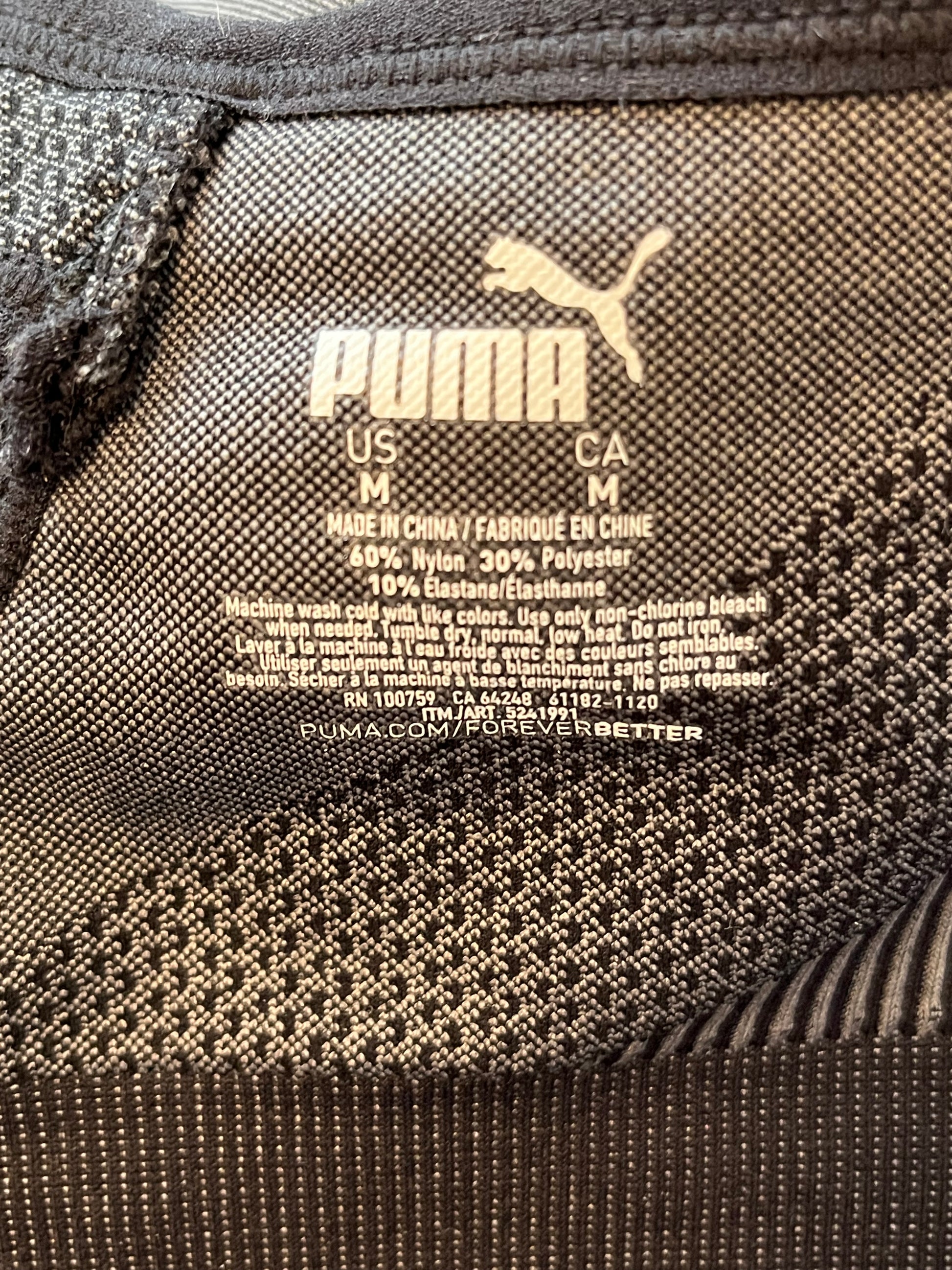 Soutien-gorge sport Puma - Étiquette de taille et de marque