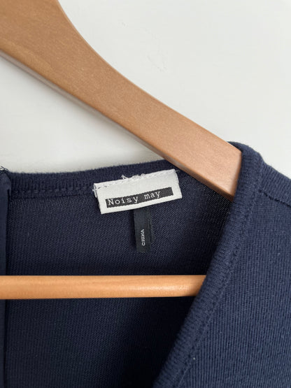 Robe Noisy May - Vue sur l'étiquette de marque