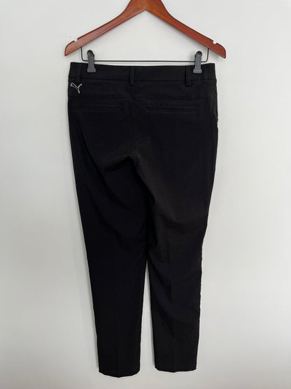 Pantalon Puma - Vue arrière sur fond blanc
