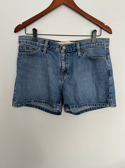 Short Gap - Vue avant sur fond blanc