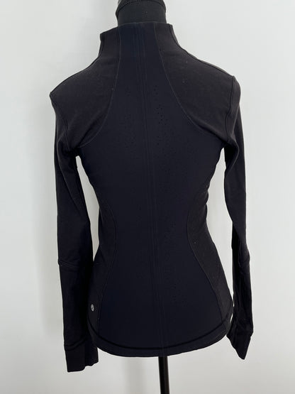 Veste Lululemon - Vue arrière sur fond blanc