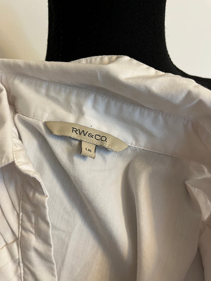 Blouse RW&CO blanche, seconde main, disponible en ligne sur Nouvelle Avenue Friperie