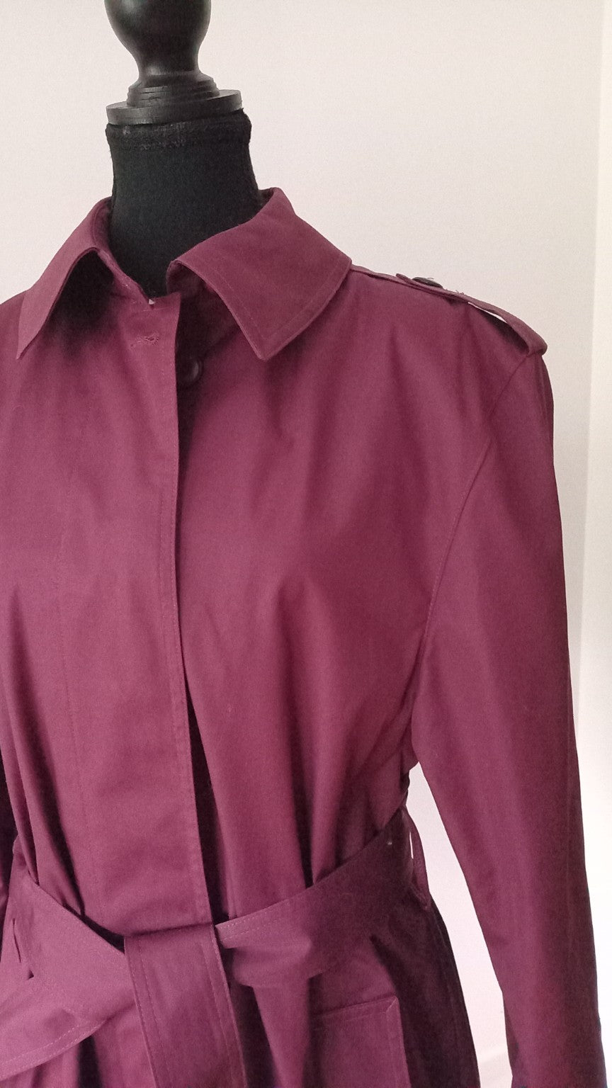 Trench prune London Fog taille 12 - détail du col et de la ceinture